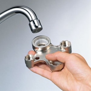 Uniwersalny klucz serwisowy do montażu i demontażu perlatorów