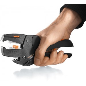 Zestaw Samonastawne szczypce do zdejmowania izolacji i cięcia kabli.
NOWOŚĆ STRIPAX® / STRIPAX® 16
